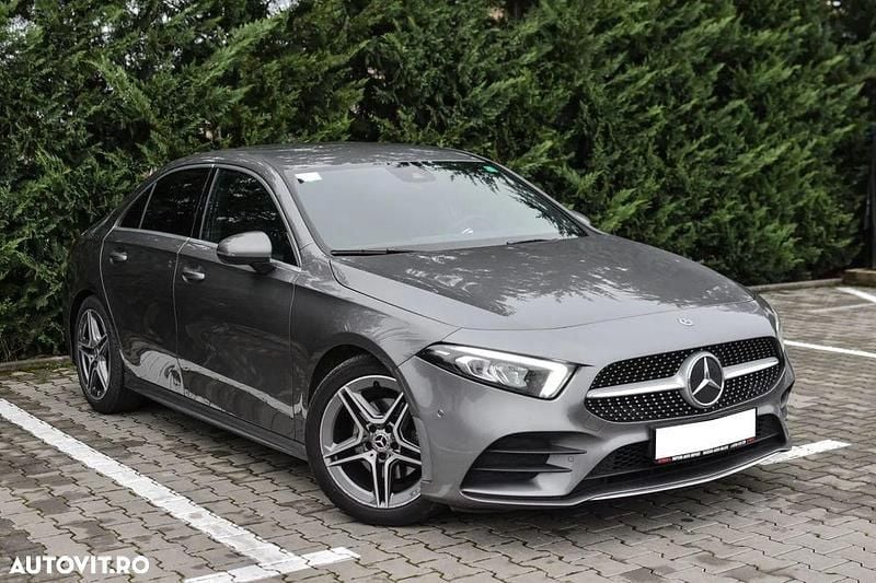Culoaregri Utilizat 2019 Mercedes A200 AMG line Berlinǎ | 19.900 EUR (Preț bun) - Imagine 1/4