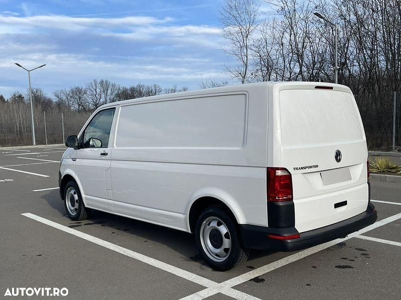 Second-hand VW Transporter 180 CP (132 kW) 2016 Culoarealb Van