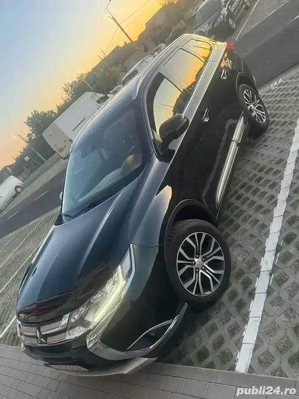 Second-hand Mitsubishi Outlander 150 CP (110 kW) 2018 SUV