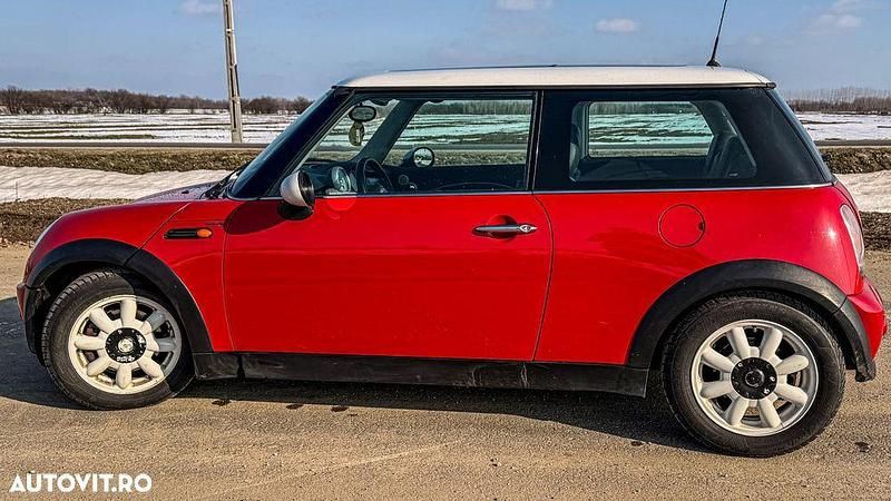 Second-hand Mini Cooper Coupé 116 CP (85 kW) 2004 Culoarerosu Coupe