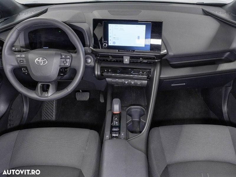 Second-hand Toyota C-HR 98 CP (72 kW) 2023 Culoareargint SUV