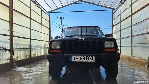 Utilizat 1999 Jeep Cherokee SUV | 4.500 EUR - Imagine 1/4