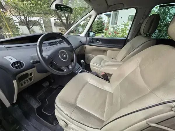 Second-hand Renault Grand Espace Initiale Paris 173 CP (127 kW) 2010 Negru Monovolum