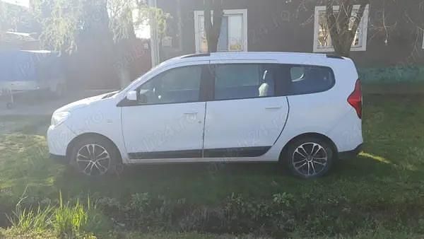 Alb Utilizat 2015 Dacia Lodgy Monovolum | 5.500 EUR (Preț OK) - Imagine 1/4