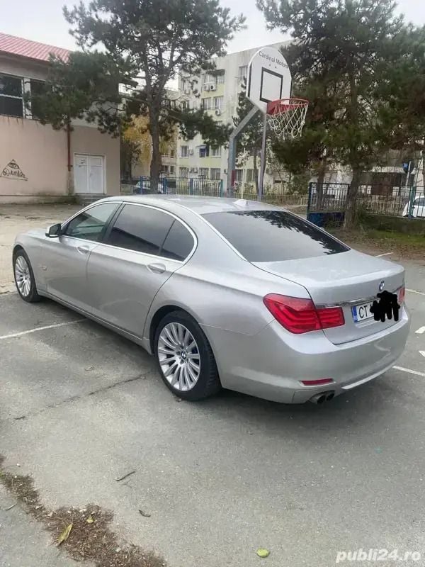 Utilizat 2011 BMW 730L Berlinǎ | 6.700 EUR (Preț bun) - Imagine 1/4