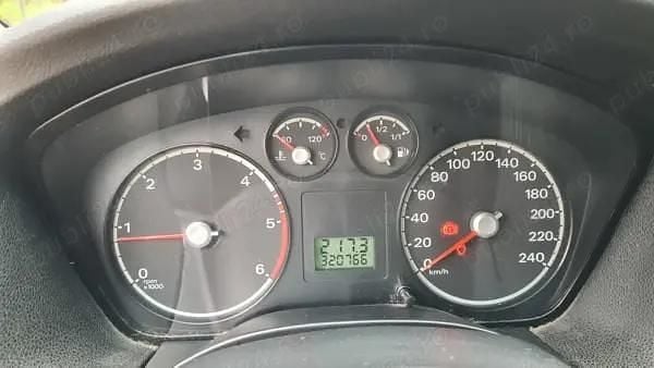 Second-hand Ford Focus 90 CP (66 kW) 2005 Hatchback