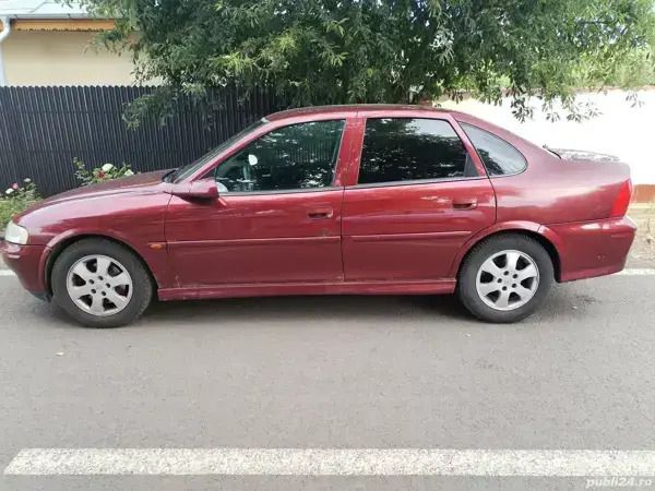 Utilizat 2002 Opel Vectra Berlinǎ | 3.500 EUR - Imagine 1/4