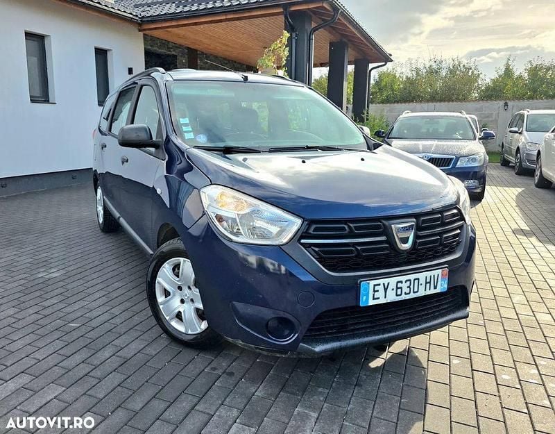 Culoarealbastru Utilizat 2018 Dacia Lodgy Monovolum | 5.990 EUR (Preț OK) - Imagine 1/4