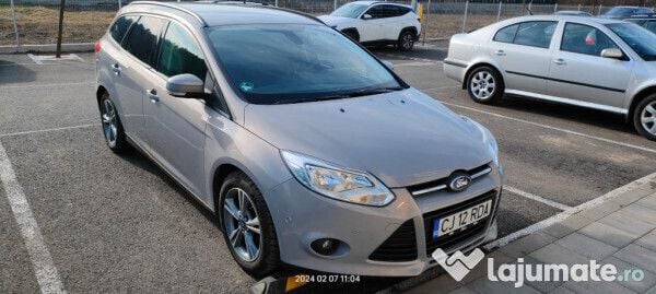 Gri Utilizat 2014 Ford Focus SYNC Edition Break | 5.500 EUR (Preț OK) - Imagine 1/4