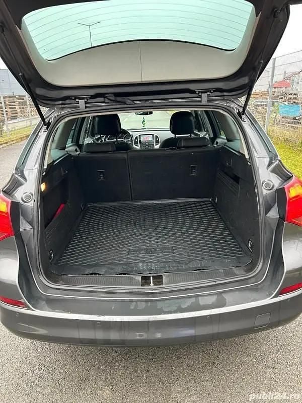 Second-hand Opel Astra Sport 110 CP (80 kW) 2011 Break