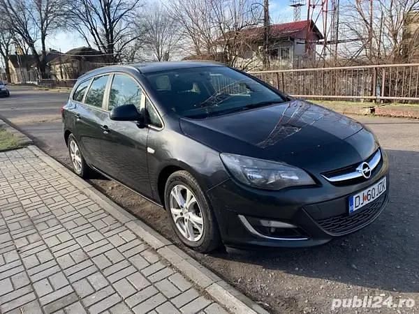 Second-hand Opel Astra 110 CP (80 kW) 2013 Break