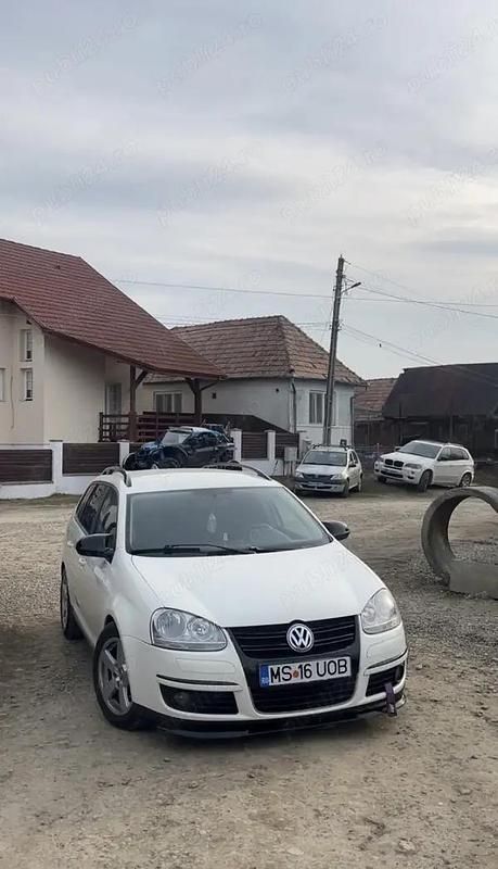 Alb Utilizat 2008 VW Golf V Break | 2.600 EUR (Preț OK) - Imagine 1/4