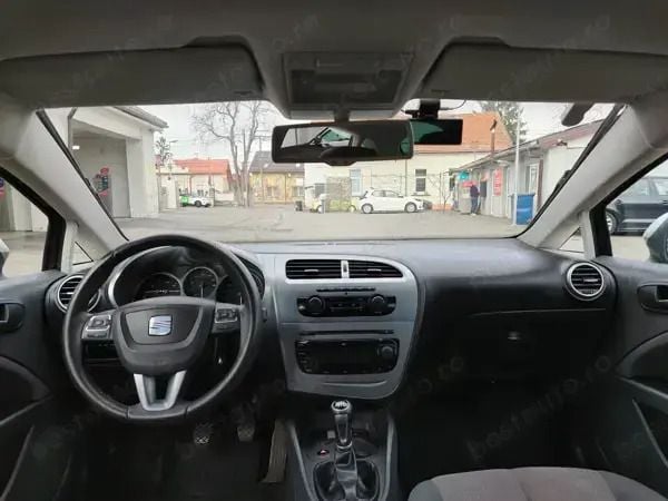 Utilizat 2010 Seat Leon Hatchback | 4.300 EUR (Preț OK) - Imagine 1/4
