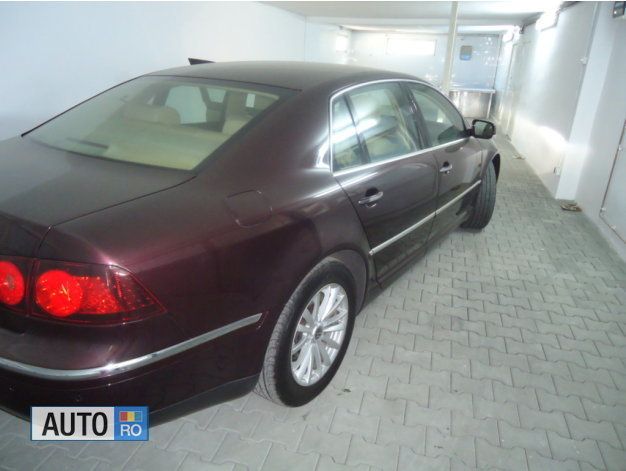 Second-hand VW Phaeton 240 CP (176 kW) 2008 Berlinǎ
