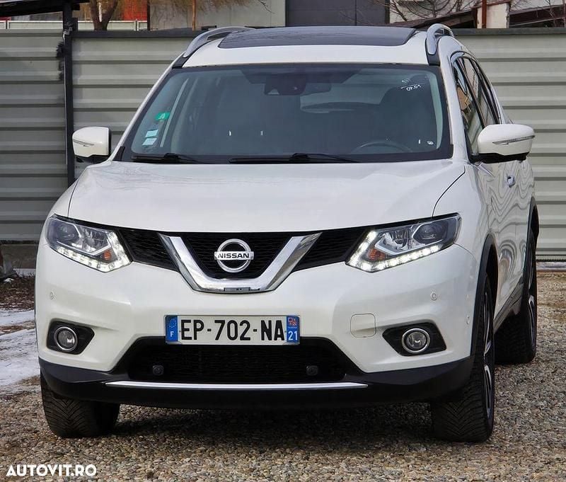 Culoarealb Second-hand 2017 Nissan X-Trail Tekna SUV | 10.999 EUR (Preț bun) - Imagine 1/4