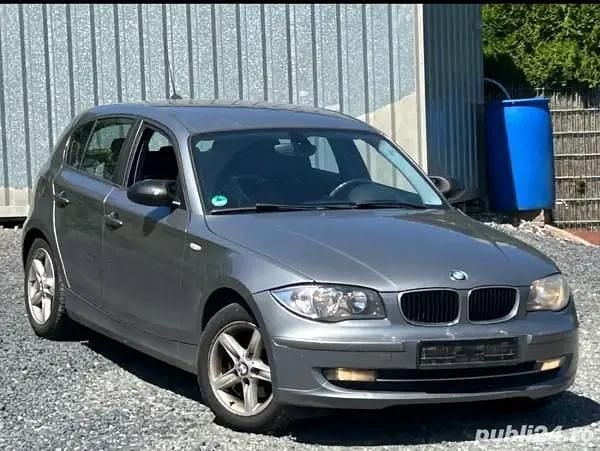 Gri Utilizat 2010 BMW 118 Hatchback | 3.500 EUR (Preț OK) - Imagine 1/4