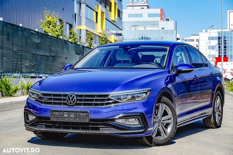 Albastru Utilizat 2021 VW Passat Executive Berlinǎ | 25.515 EUR - Imagine 1/4