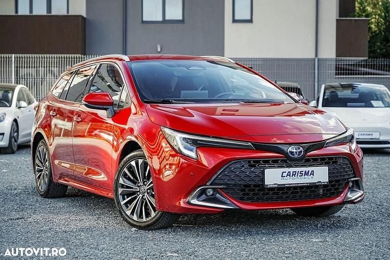 Culoarerosu Utilizat 2024 Toyota Corolla Break | 26.499 EUR - Imagine 1/4