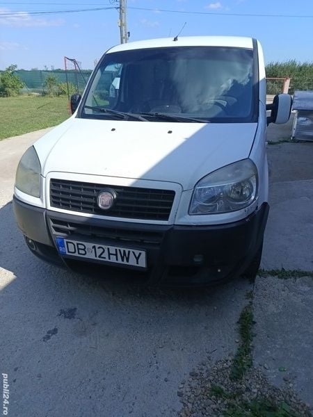 Utilizat 2010 Fiat Doblò Monovolum | 1.950 EUR (Preț bun) - Imagine 1/4