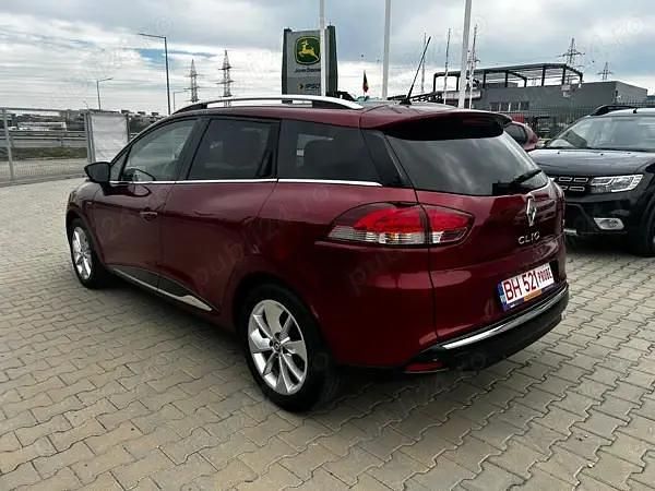 Second-hand Renault Clio GrandTour Night&Day 90 CP (66 kW) 2016 Rosu Break