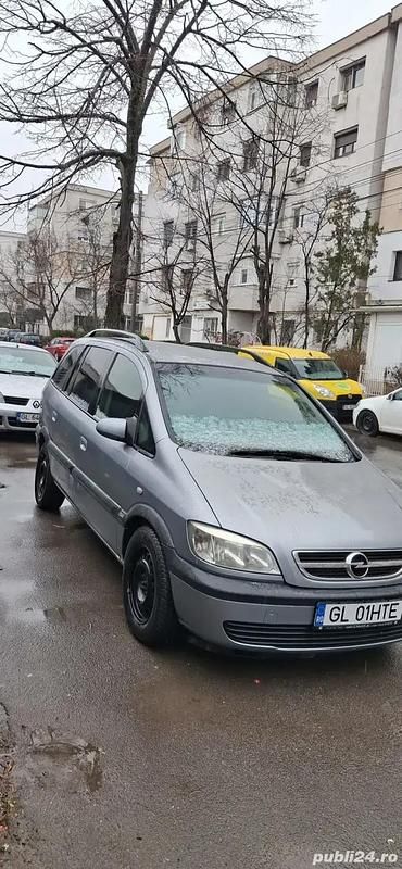 Gri Utilizat 2003 Opel Zafira Monovolum | 2.600 EUR - Imagine 1/4