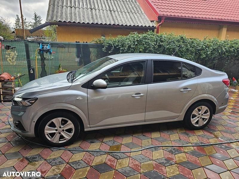 Culoareargint Utilizat 2021 Dacia Logan Comfort Berlinǎ | 9.000 EUR (Preț bun) - Imagine 1/4