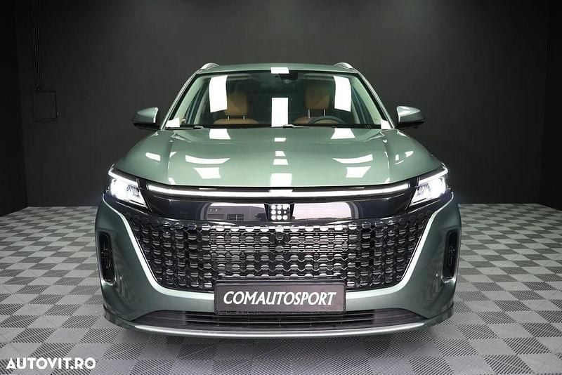 Second-hand DFSK E5 174 CP (127 kW) 2024 Verde SUV