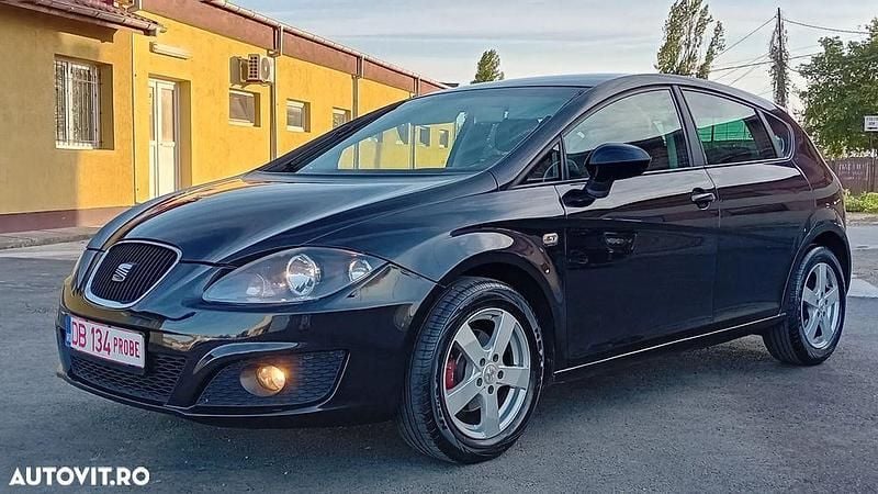 Culoarenegru Utilizat 2011 Seat Leon Ecomotive Hatchback | 3.790 EUR (Preț OK) - Imagine 1/4