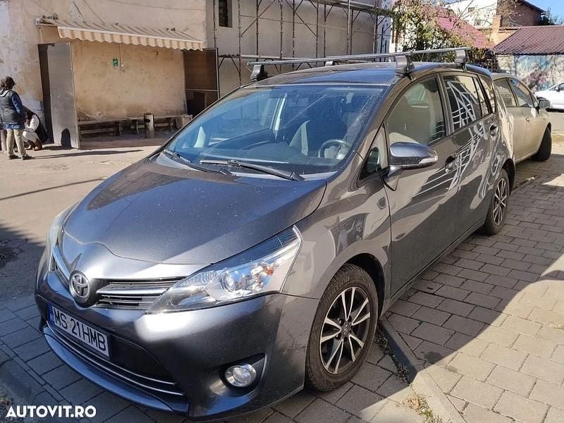 Second-hand Toyota Verso 126 CP (92 kW) 2015 Culoaregri Monovolum