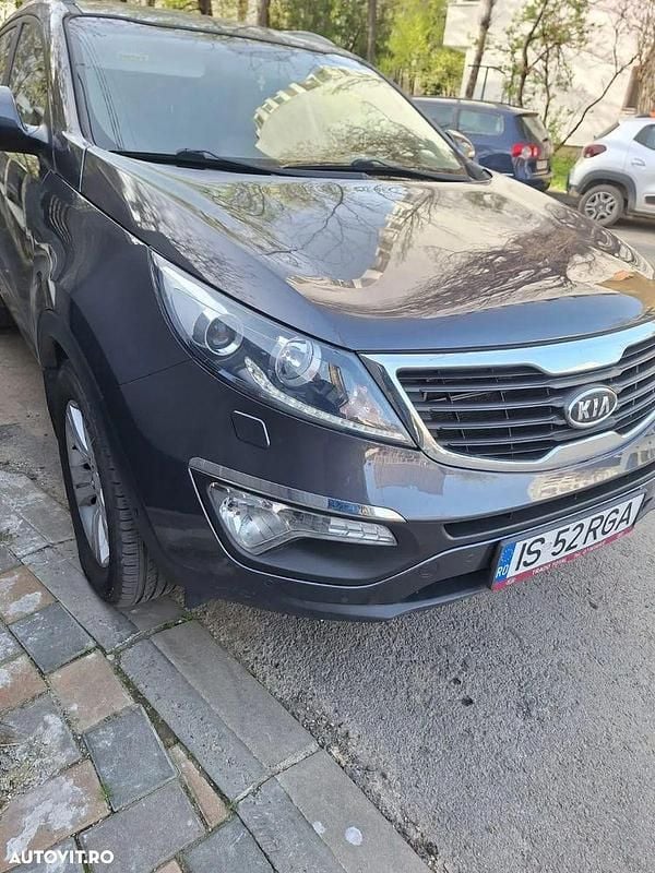 Culoarealbastru Utilizat 2013 Kia Sportage SUV | 11.000 EUR - Imagine 1/4