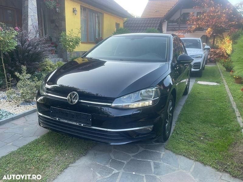 Culoarenegru Utilizat 2018 VW Golf VII Comfortline | 8.800 EUR (Super Preț) - Imagine 1/4