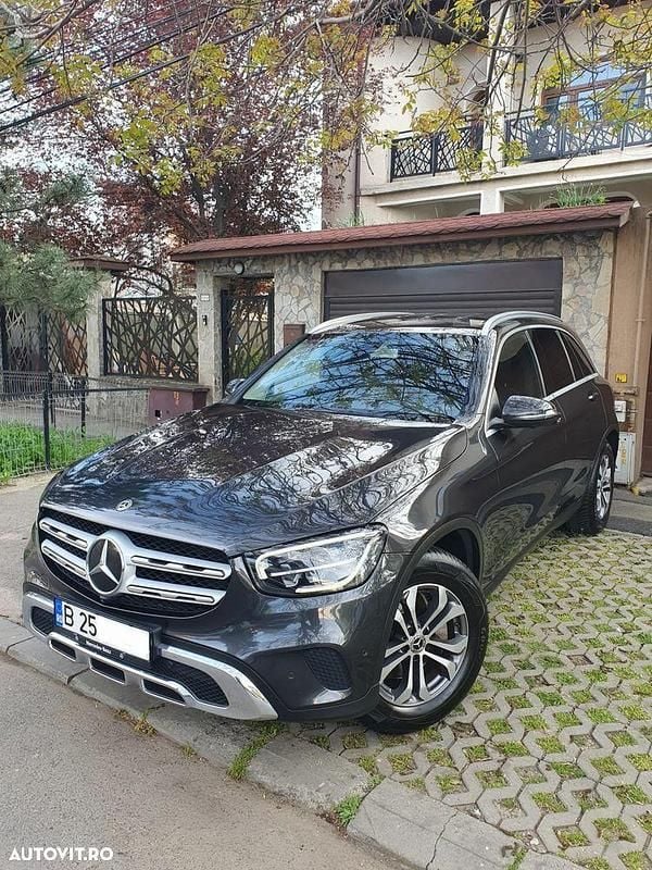 Culoaregri Utilizat 2020 Mercedes GLC200 SUV | 28.000 EUR (Super Preț) - Imagine 1/4