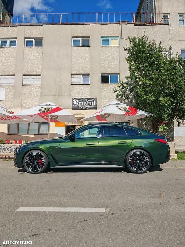 Culoareverde Utilizat 2023 BMW M440 M Sport Berlinǎ | 54.700 EUR - Imagine 1/4
