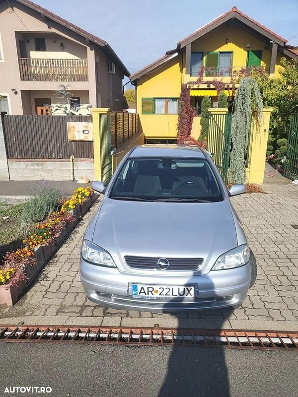 Culoareargint Utilizat 2003 Opel Astra Berlinǎ | 1.250 EUR (Preț OK) - Imagine 1/4