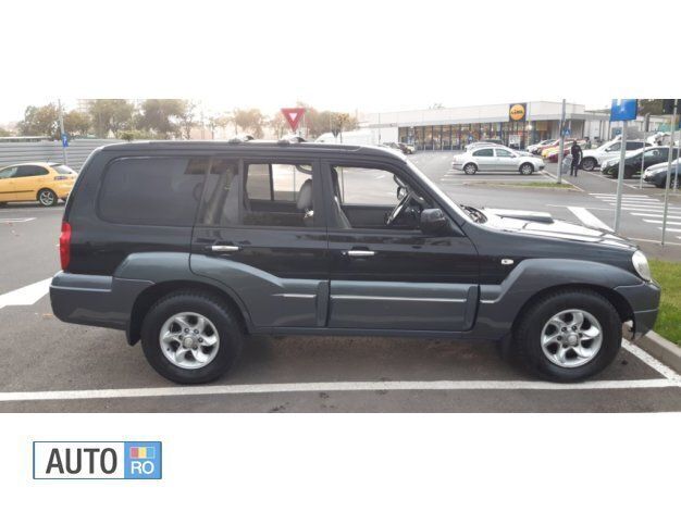 Second-hand Hyundai Terracan 170 CP (125 kW) 2005 Negru SUV