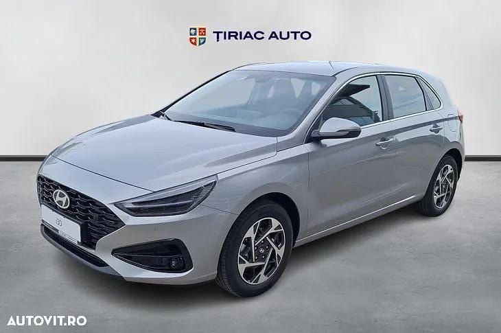 Culoareargint Nouă 2025 Hyundai i30 Hatchback | 20.618 EUR (Preț OK) - Imagine 1/4