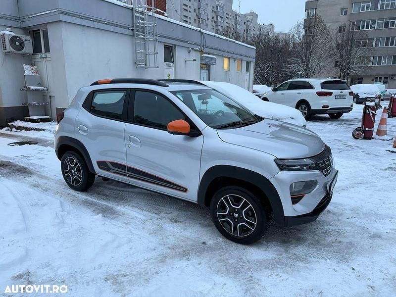 Culoareargint Second-hand 2021 Dacia Spring Comfort Plus Hatchback | 8.700 EUR (Preț OK) - Imagine 1/4