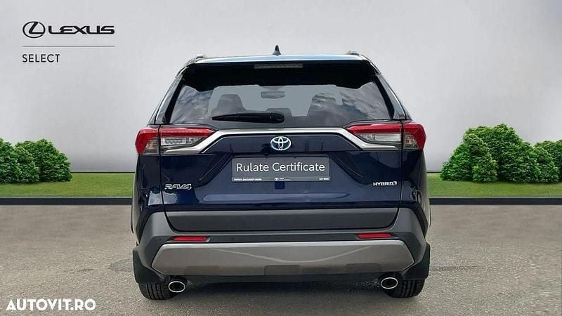 Second-hand Toyota RAV4 Hybrid 178 CP (130 kW) 2020 Culoarealbastru SUV