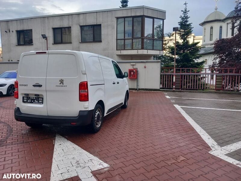 Second-hand Peugeot Expert S 115 CP (84 kW) 2017 Alb Van