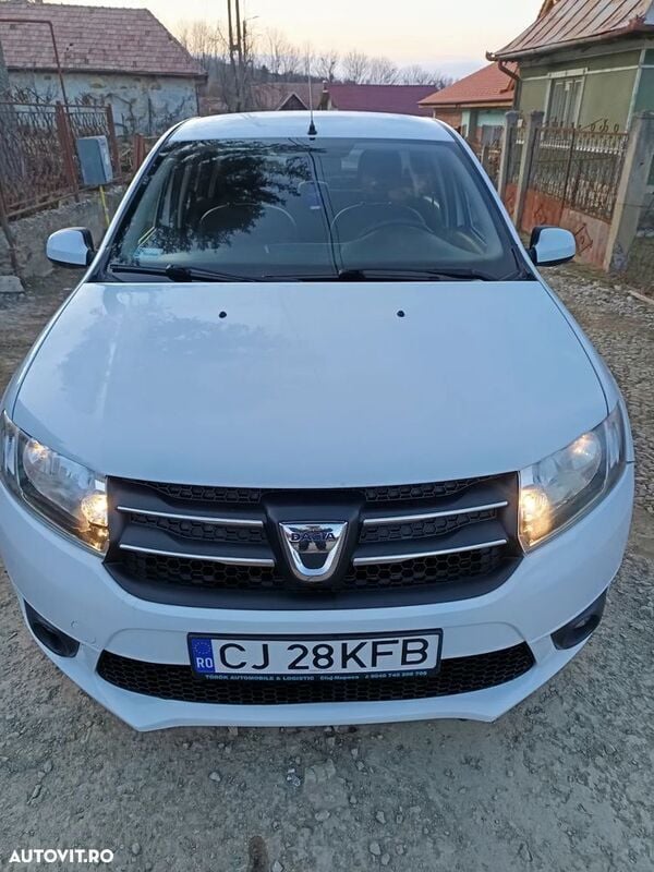 Second-hand Dacia Logan 90 CP (66 kW) 2014 Alb Berlinǎ