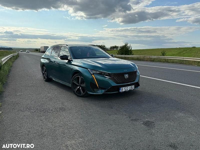 Culoareverde Utilizat 2024 Peugeot 308 GT Break | 24.490 EUR - Imagine 1/4