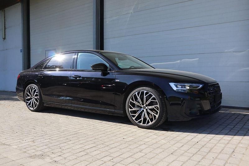 Utilizat 2024 Audi A8L Exclusive Berlinǎ | 93.015 EUR - Imagine 1/1