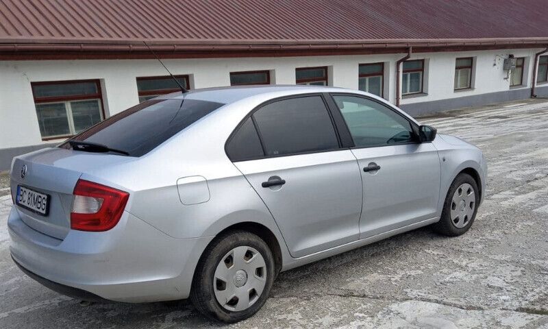 Second-hand Skoda Rapid 105 CP (77 kW) 2013 Berlinǎ