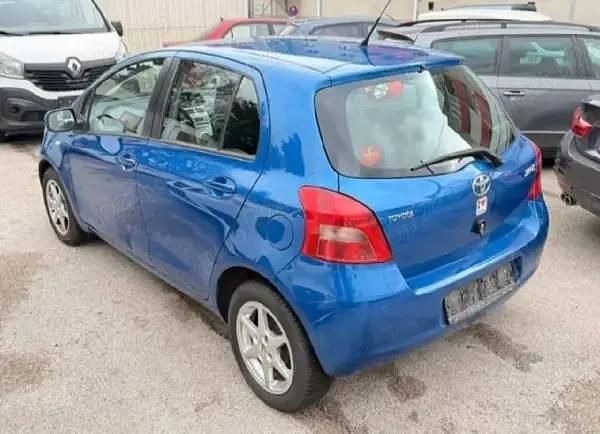 Second-hand Toyota Yaris 70 CP (51 kW) 2007 Hatchback