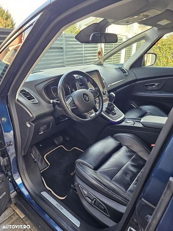 Second-hand Renault Scénic IV Initiale Paris 163 CP (119 kW) 2018 Culoarealbastru Monovolum