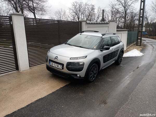 Utilizat 2017 Citroën C4 Cactus Hatchback | 6.500 EUR (Preț OK) - Imagine 1/4