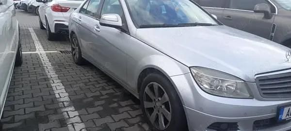 Second-hand Mercedes C180 156 CP (114 kW) 2008 Berlinǎ