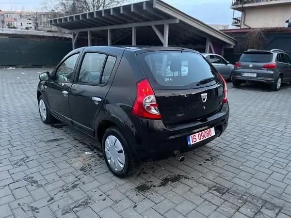 Second-hand Dacia Sandero 75 CP (55 kW) 2010 Hatchback