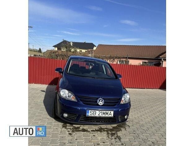 Second-hand VW Golf IV 140 CP (102 kW) 2005 Albastru Hatchback