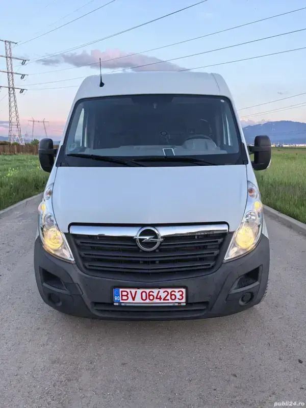 Alb Utilizat 2016 Opel Movano Van | 13.000 EUR - Imagine 1/4
